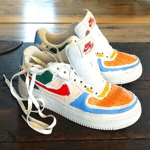 Size 9 Women's Air Force 1 Tear Away Sneakers